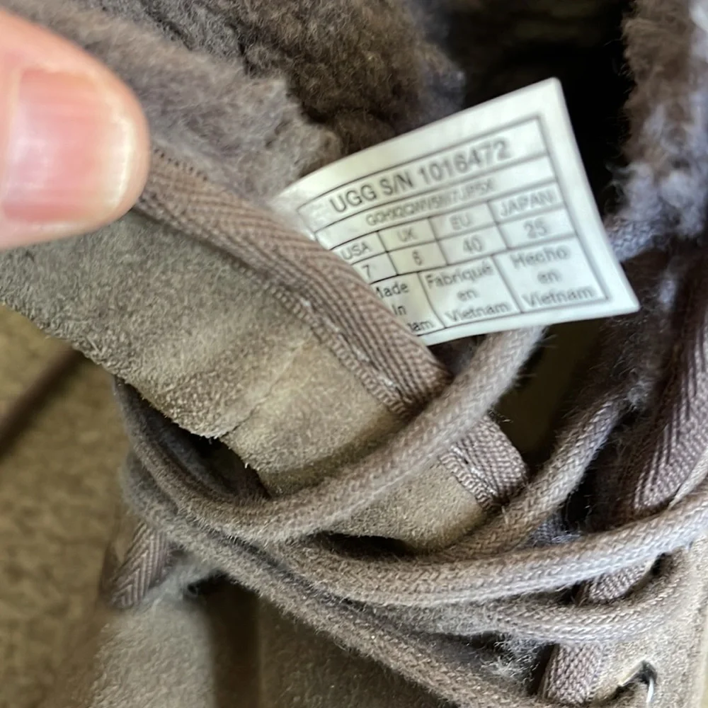 UGG Mens / Unisex Harkley ankle boots size 7 / 40